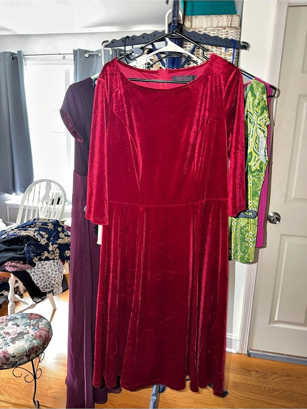 Dress Tells Velvet Maxi Dress in Red Size XL Like New